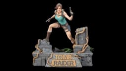 Lara Croft PVC Statue