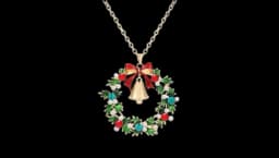 Christmas Wreath Necklace - Multicolor