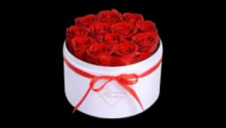 Flowers Forever Gift Box 12 Real Preserved Roses