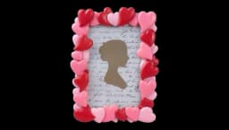 3D Embossed Heart Pattern Resin Card Frame - Red Pink