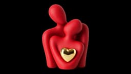Mini Hugging Couple Cermaic Statue - Red/Gold