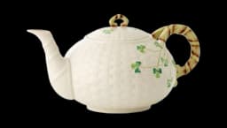 Shamrock Teapot 1L - White