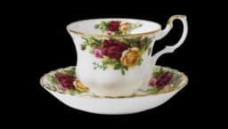 Old Country Roses Teacup & Saucer
