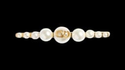 VLogo Pearl Tie Clip