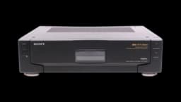 SLV-R1000 S-VHS VCR Player