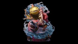 Shirahoshi Statue