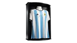 Lionel Messi Front Signed Argentina 2022 Home Shirt In Icons Premier Display