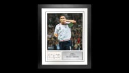 Frank Lampard Signed Card and England Photo Frame – Option 1