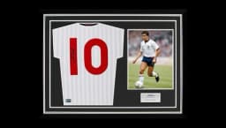 Gary Lineker Back Signed Retro England Home Shirt In Hero Frame: Option 1