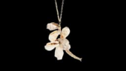 Shell-Pendant Cable-Link Necklace - Gold-Tone