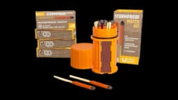 Stormproof, Waterproof & Windproof Match Kit With 4 Packs Of Refill Matches