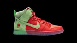 SB Dunk High Strawberry Cough